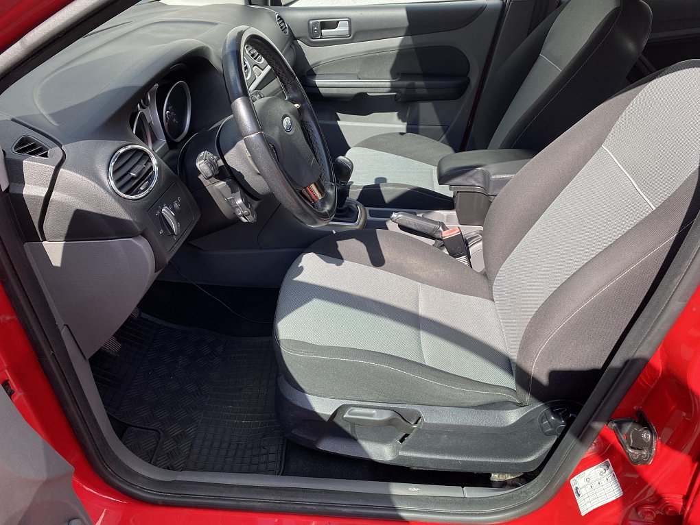 Ford Focus 1.6 16V Trend