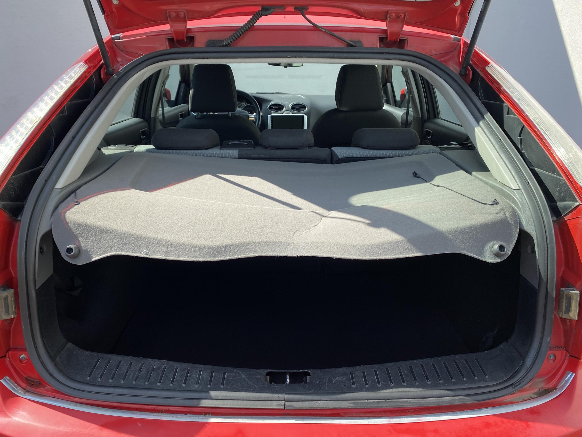 Ford Focus, 2010 - pohled č. 7