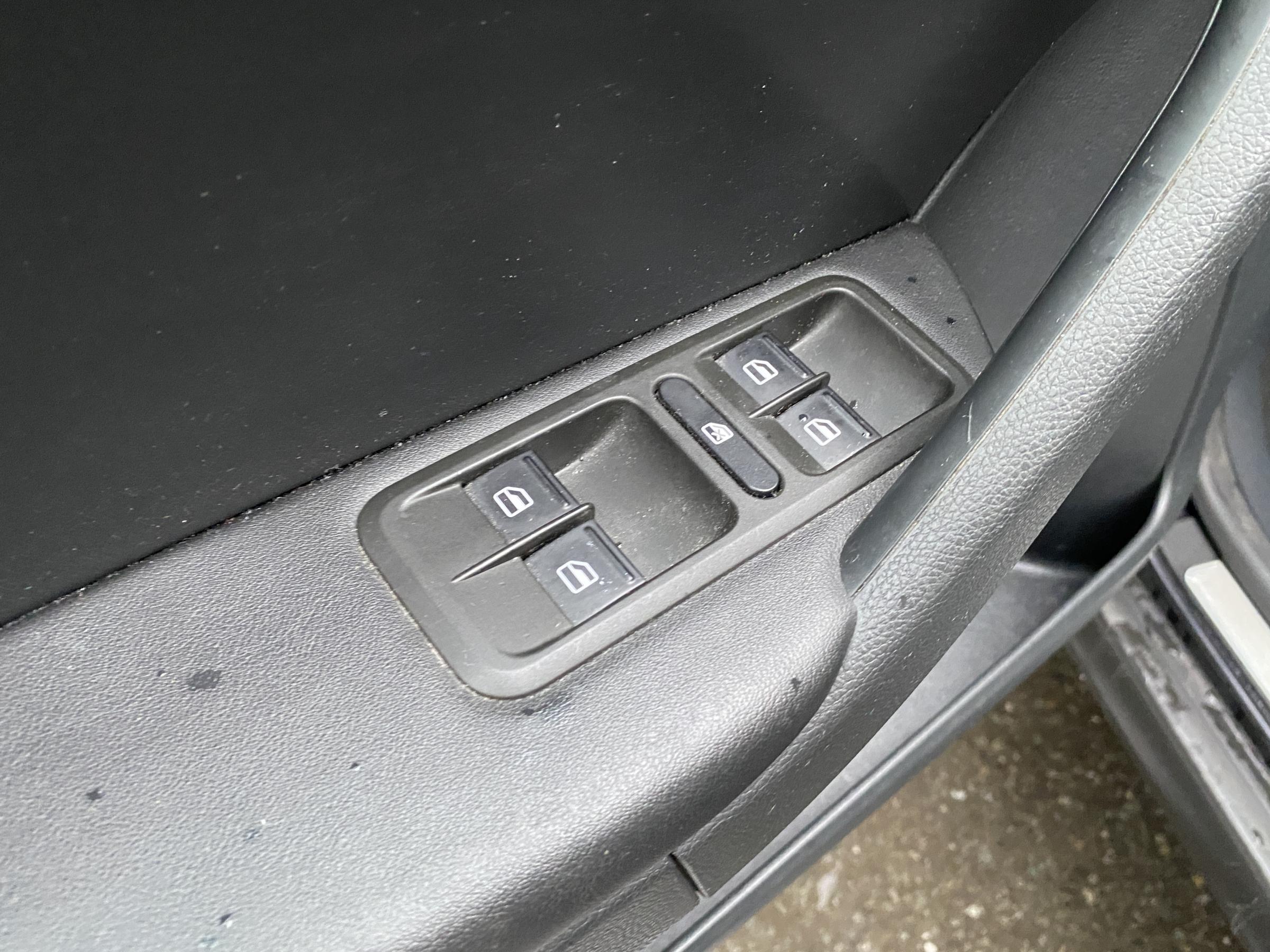 Škoda Yeti, 2012 - pohled č. 15