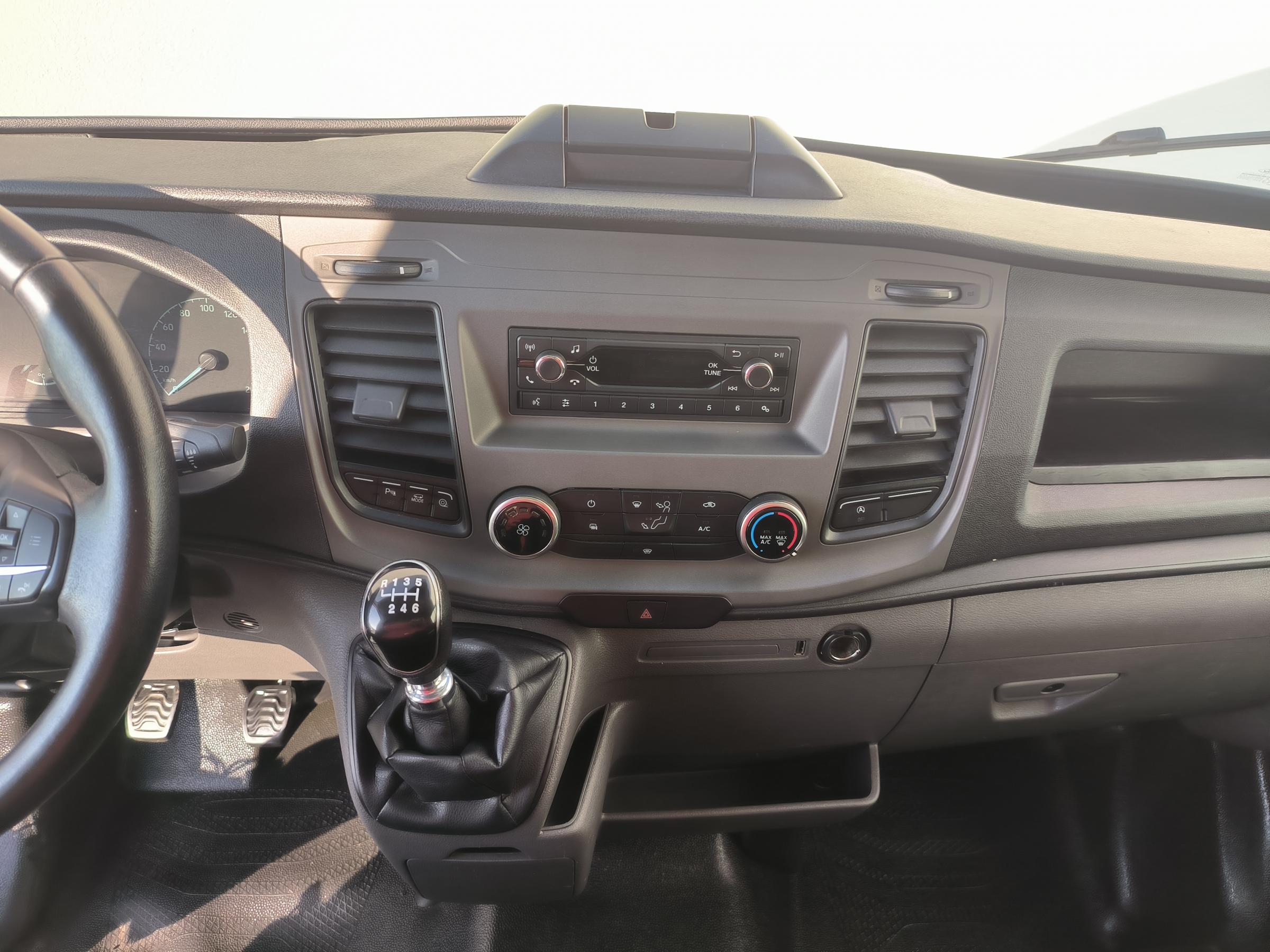 Ford Transit, 2020 - pohled č. 13