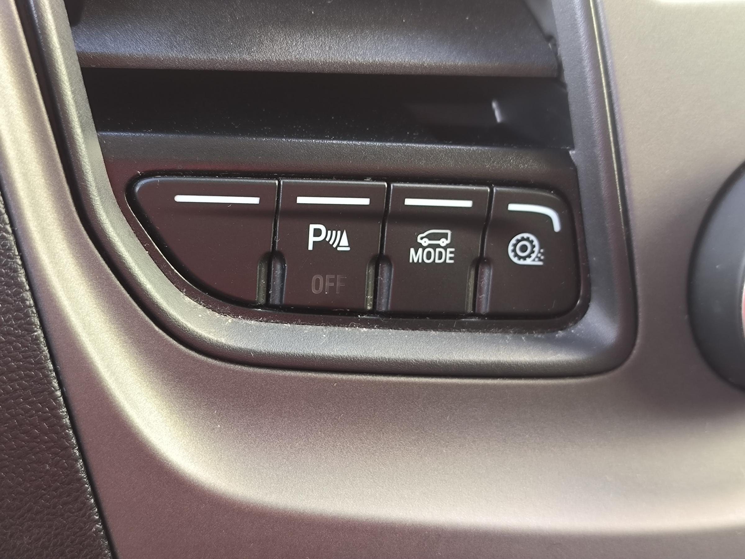 Ford Transit, 2020 - pohled č. 16