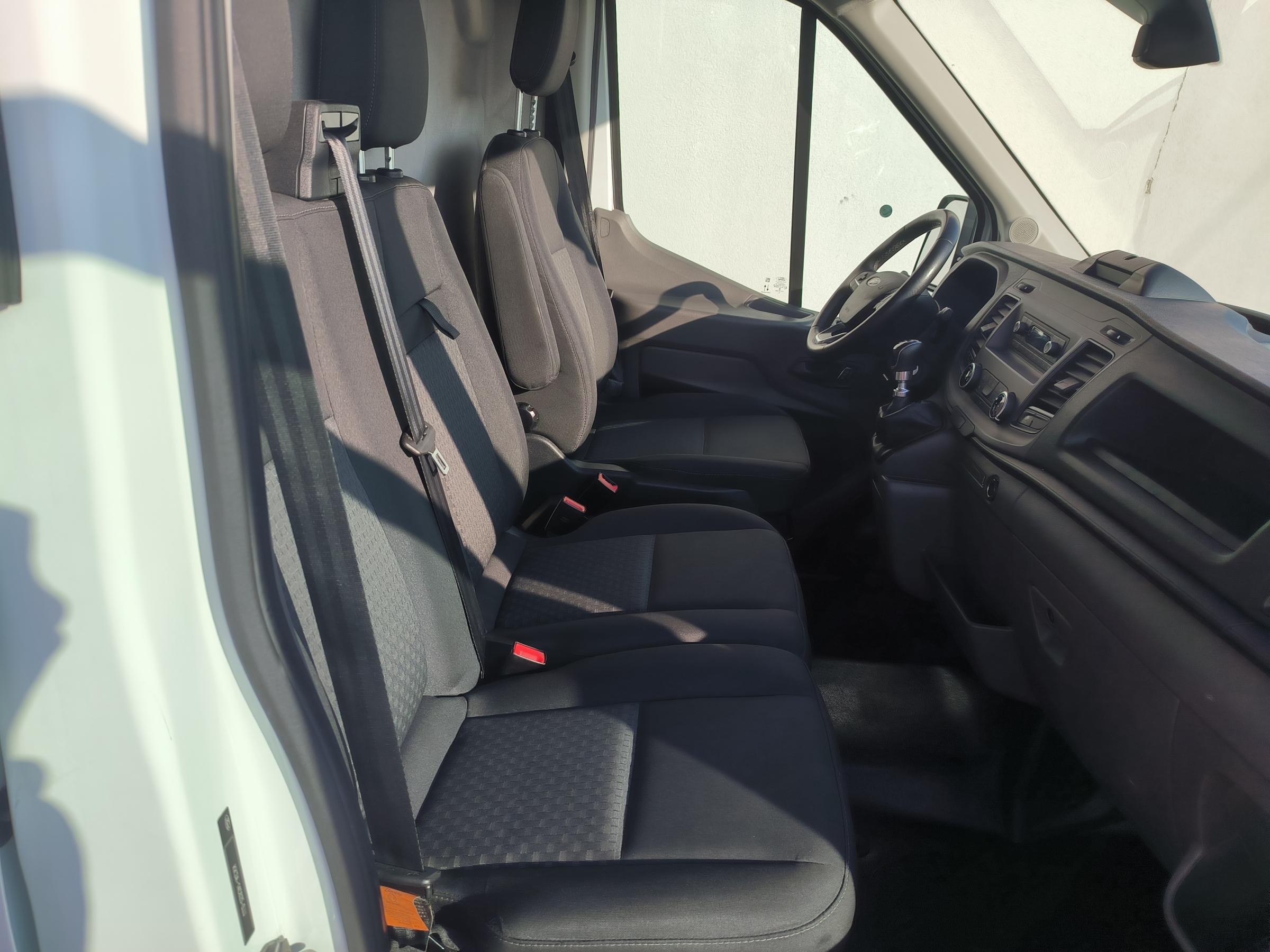 Ford Transit, 2020 - pohled č. 21