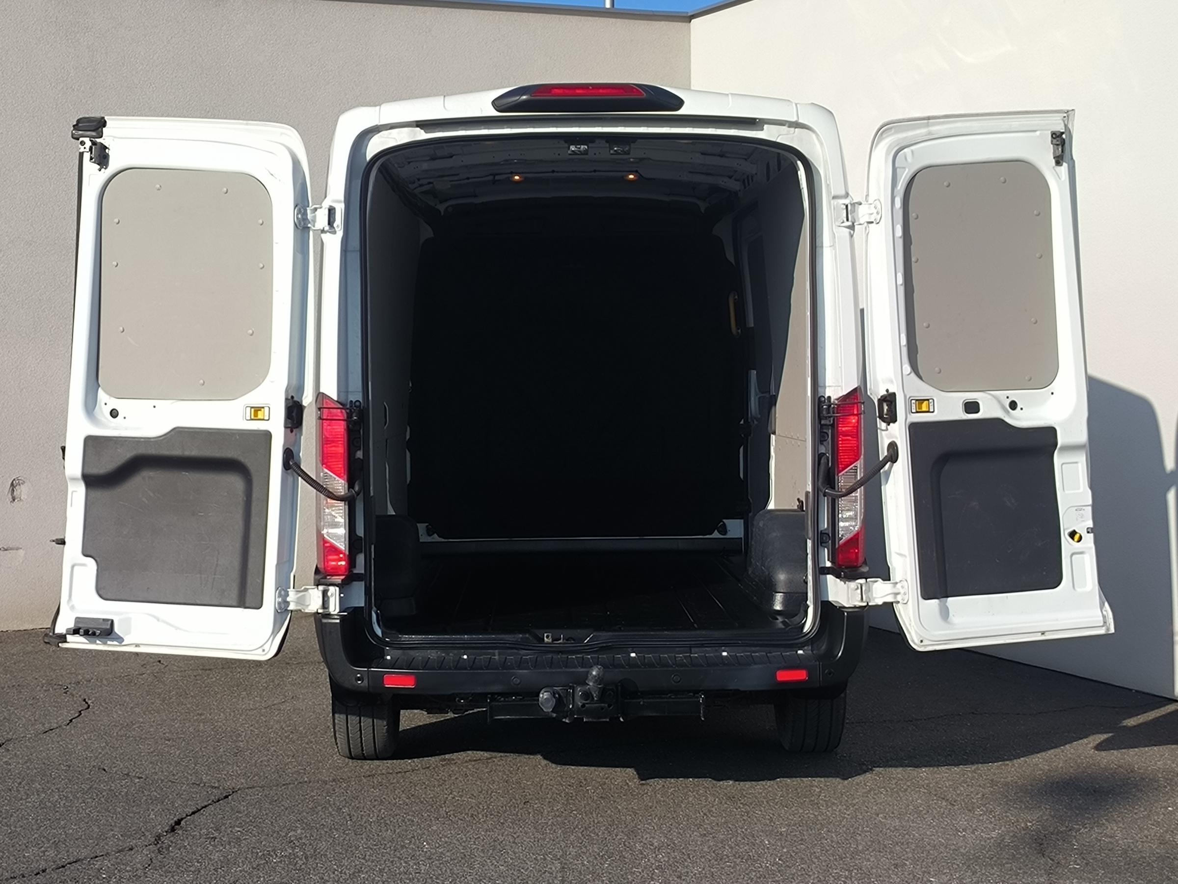 Ford Transit, 2020 - pohled č. 7