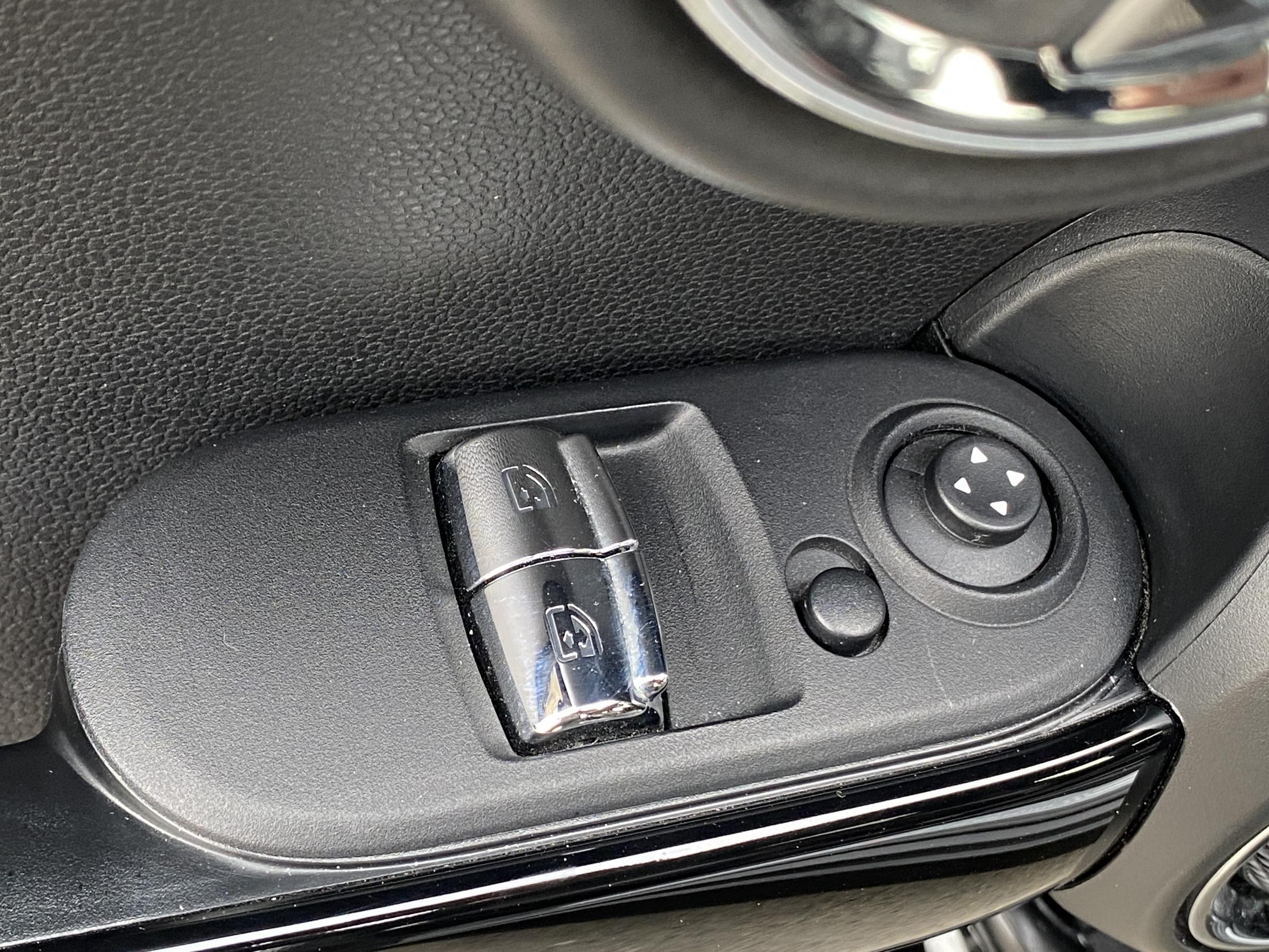 Mini Cooper S, 2017 - pohled č. 11