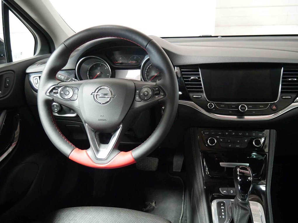 Opel Astra 1.6 CDTi 