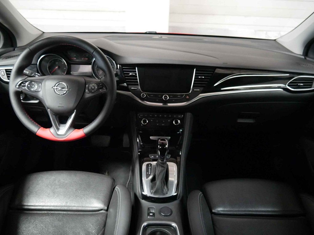 Opel Astra 1.6 CDTi 