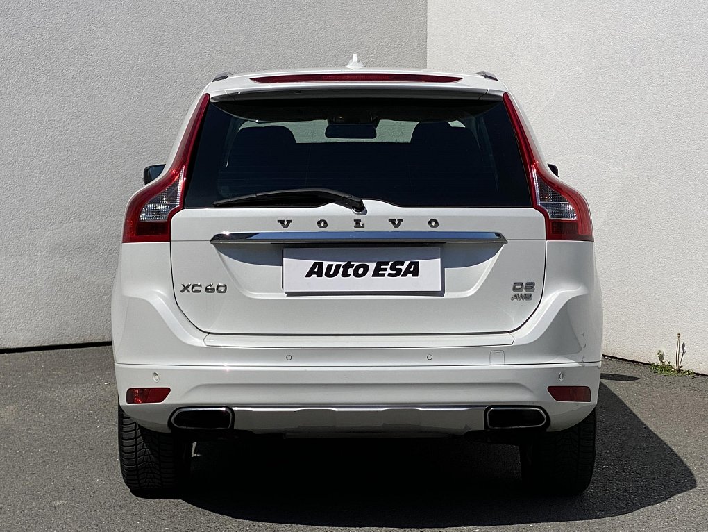 Volvo XC60 2.4D5 Summum AWD