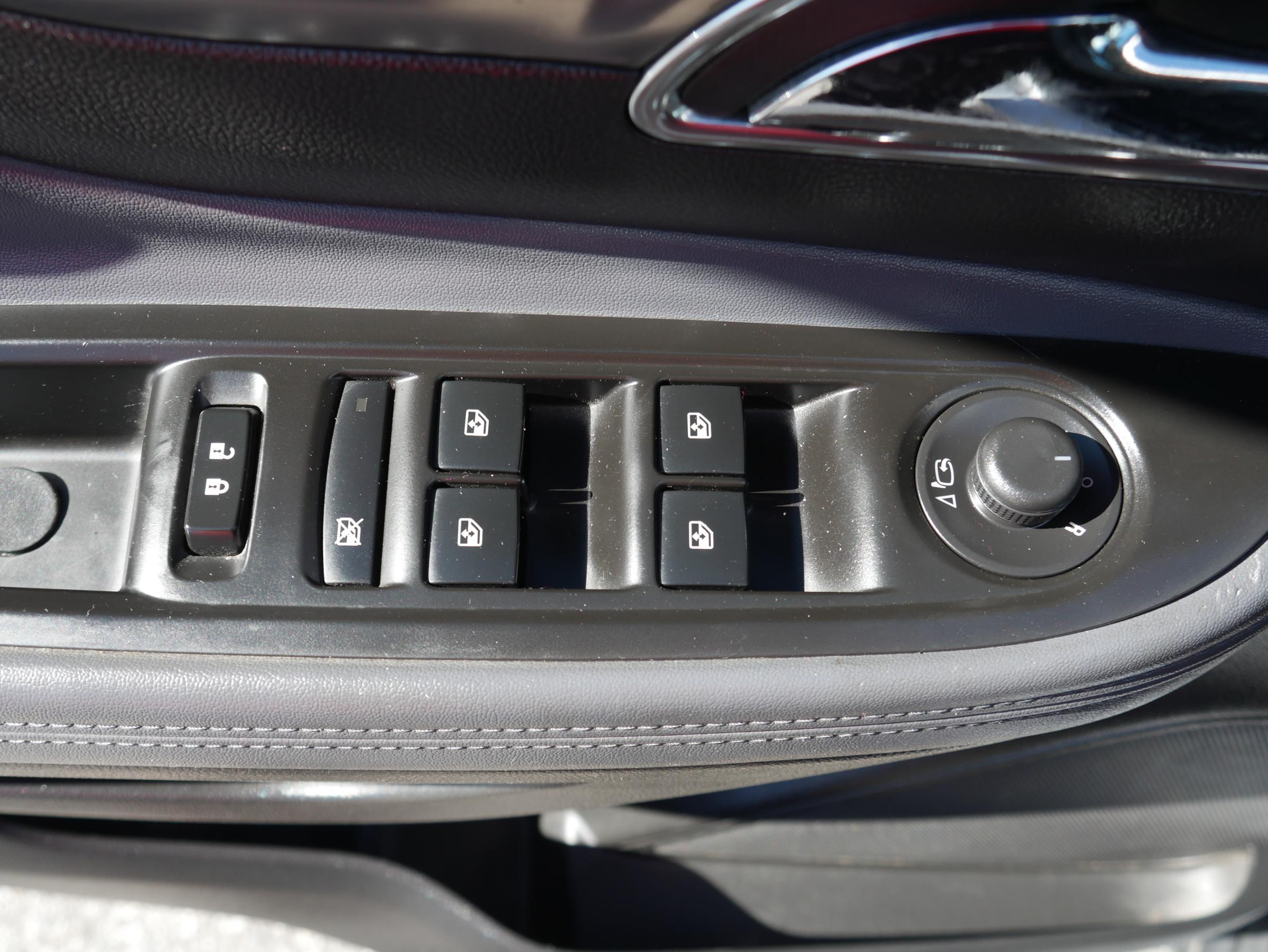 Opel Mokka, 2014 - pohled č. 12