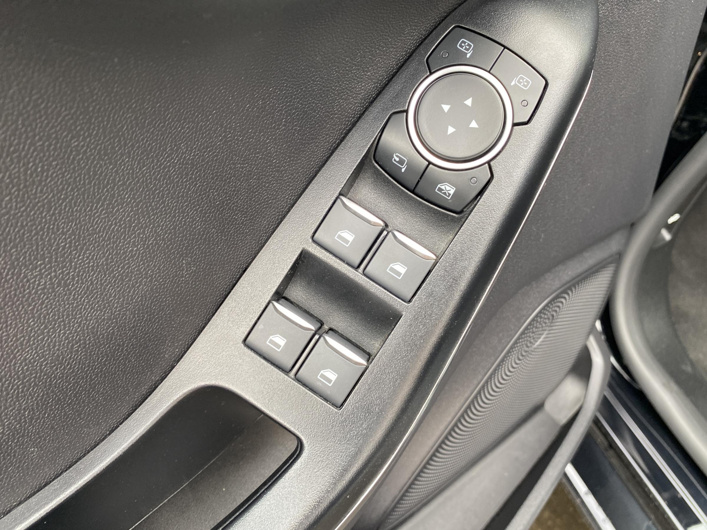 Ford Fiesta, 2018 - pohled č. 16