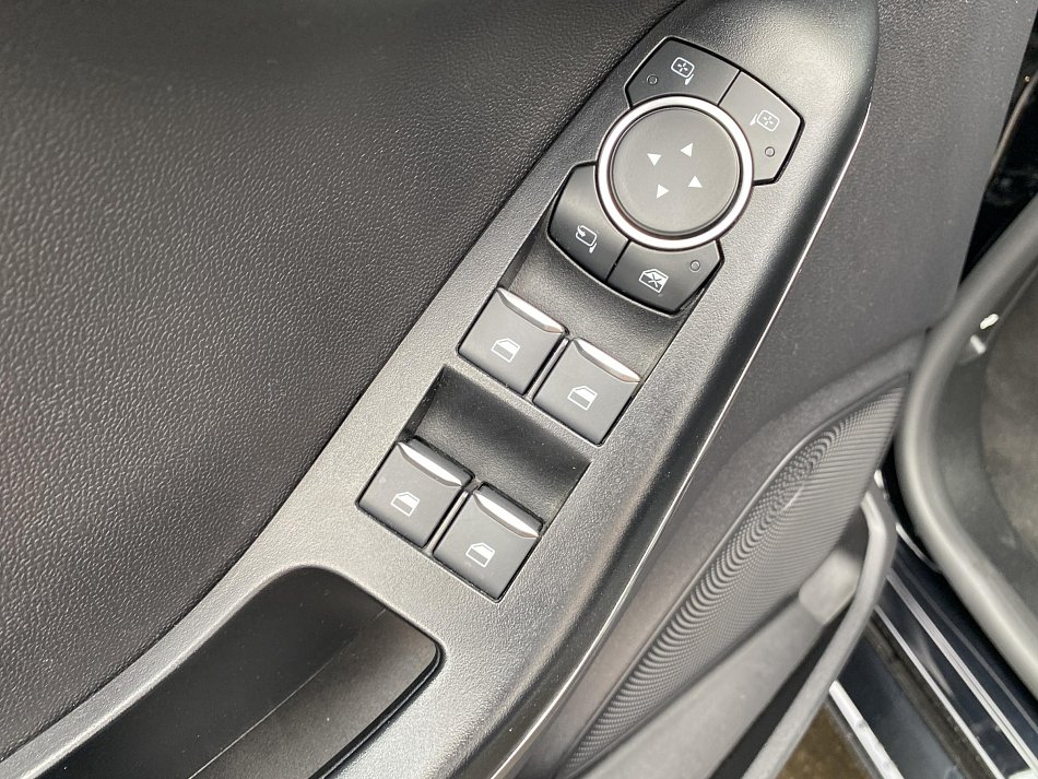 Ford Fiesta 1.0 EB Titanium