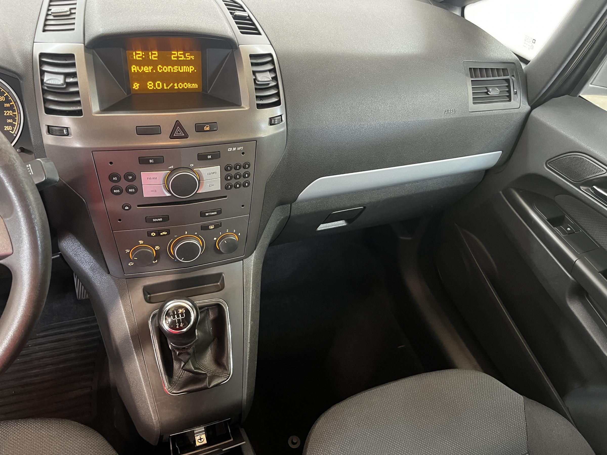 Opel Zafira, 2006 - pohled č. 14