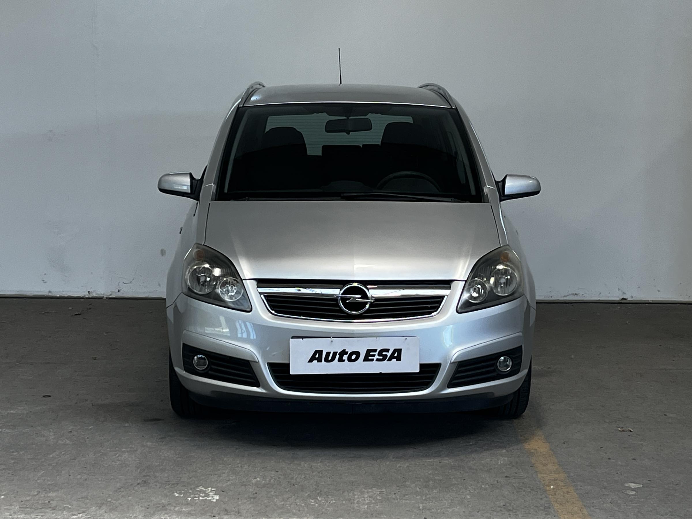 Opel Zafira, 2006 - pohled č. 2