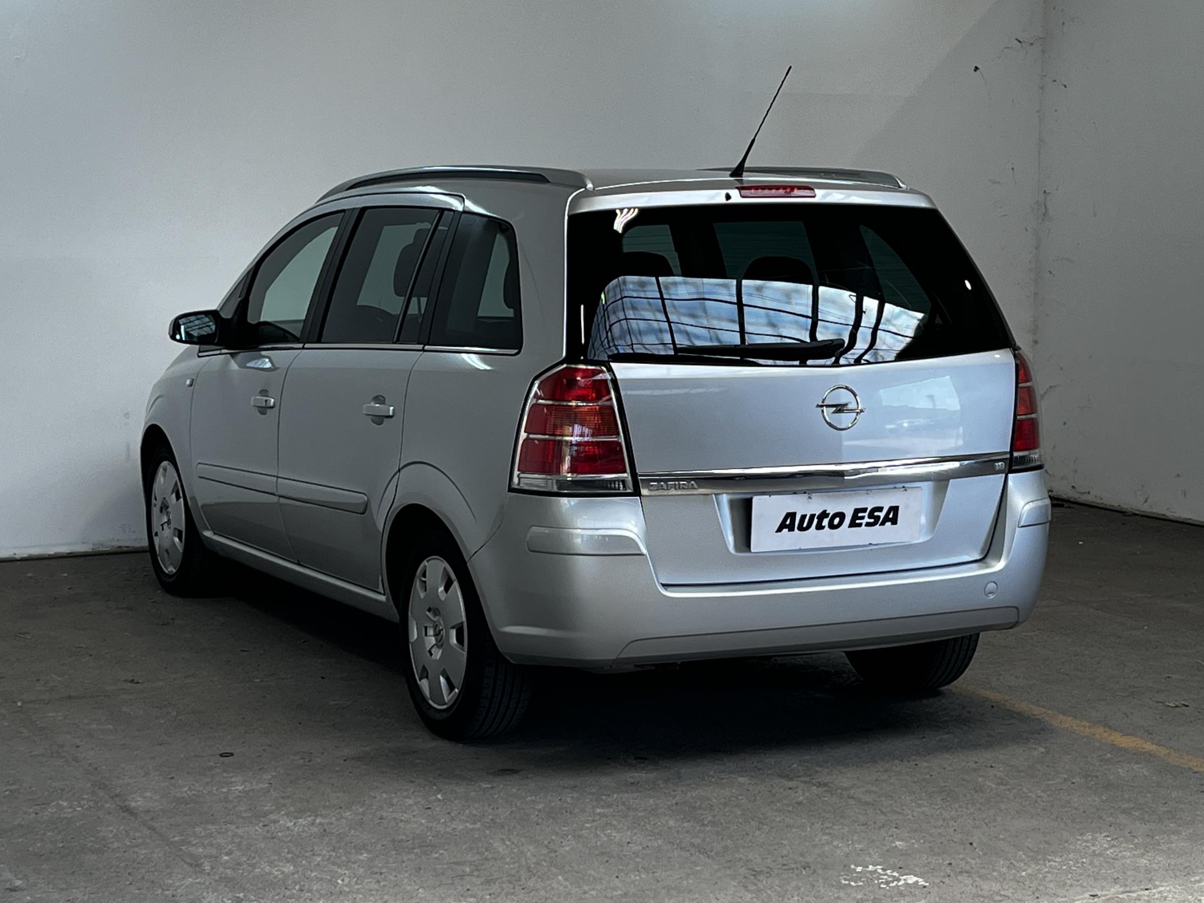 Opel Zafira, 2006 - pohled č. 4