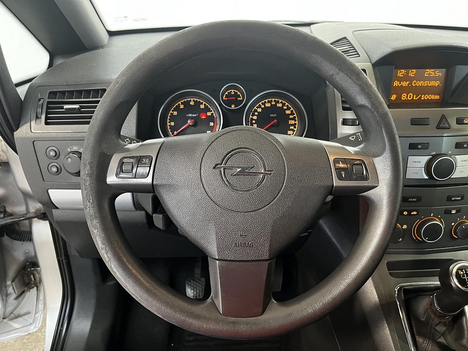 Opel Zafira 1.8i 