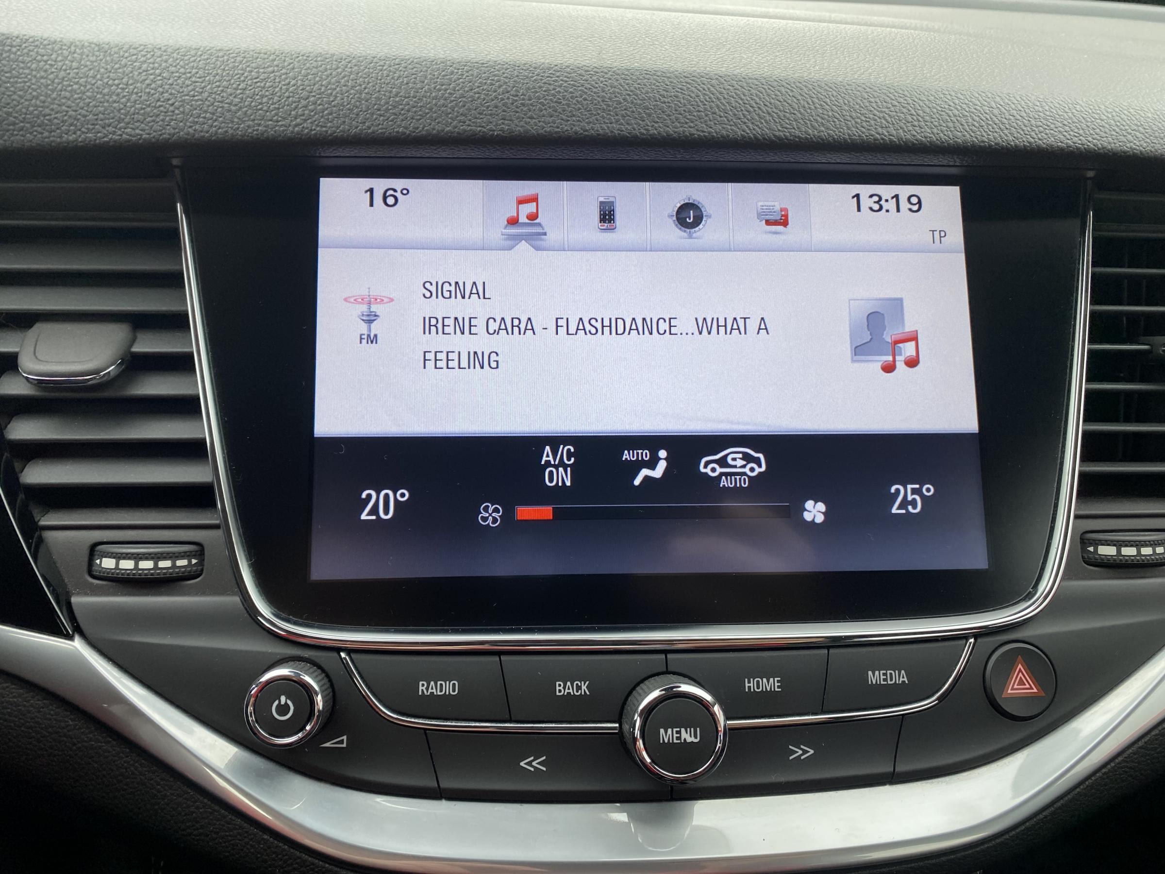 Opel Astra, 2016 - pohled č. 17