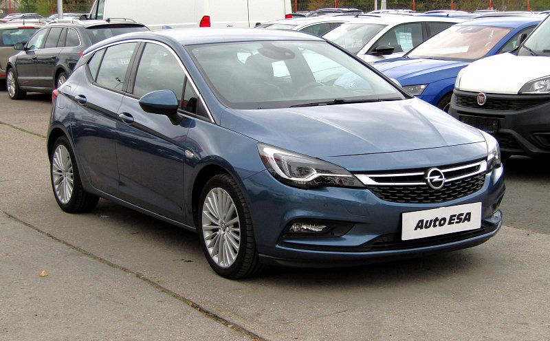 Opel Astra 1.6 CDTi Dynamic