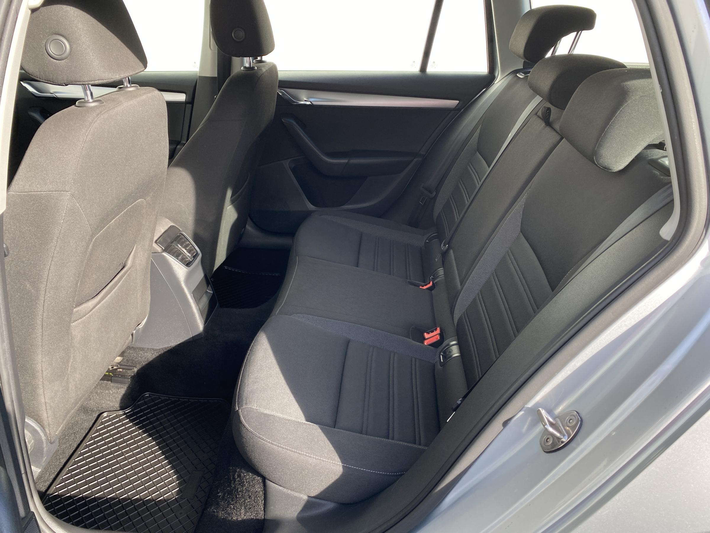 Škoda Octavia III, 2018 - pohled č. 10