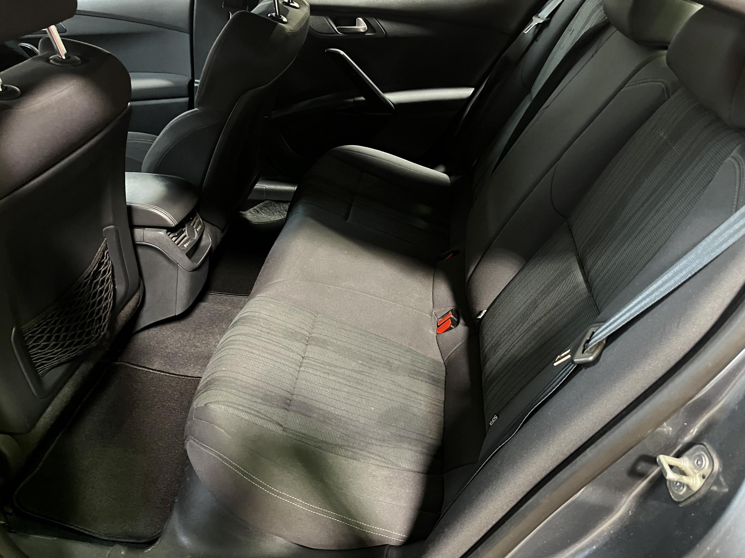 Peugeot 508, 2011 - pohled č. 10