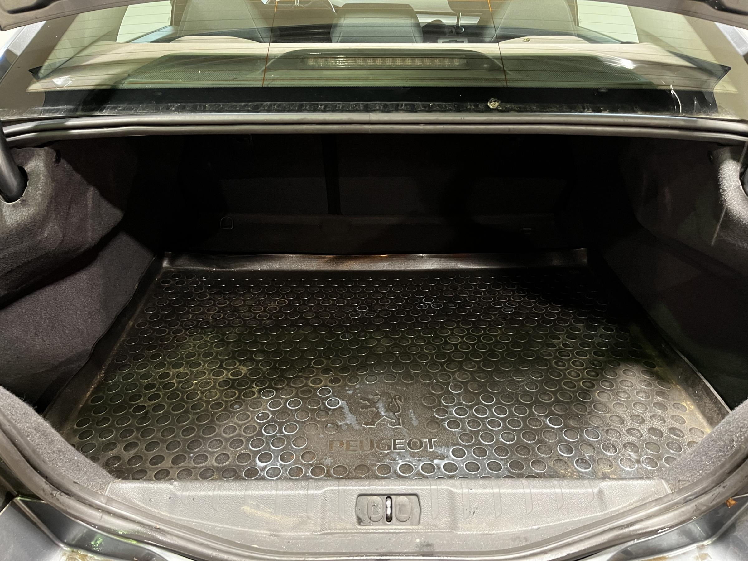 Peugeot 508, 2011 - pohled č. 7