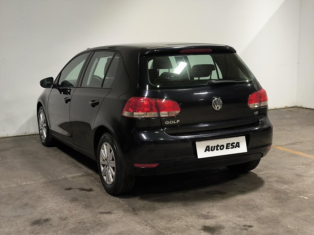Volkswagen Golf 1.6i 
