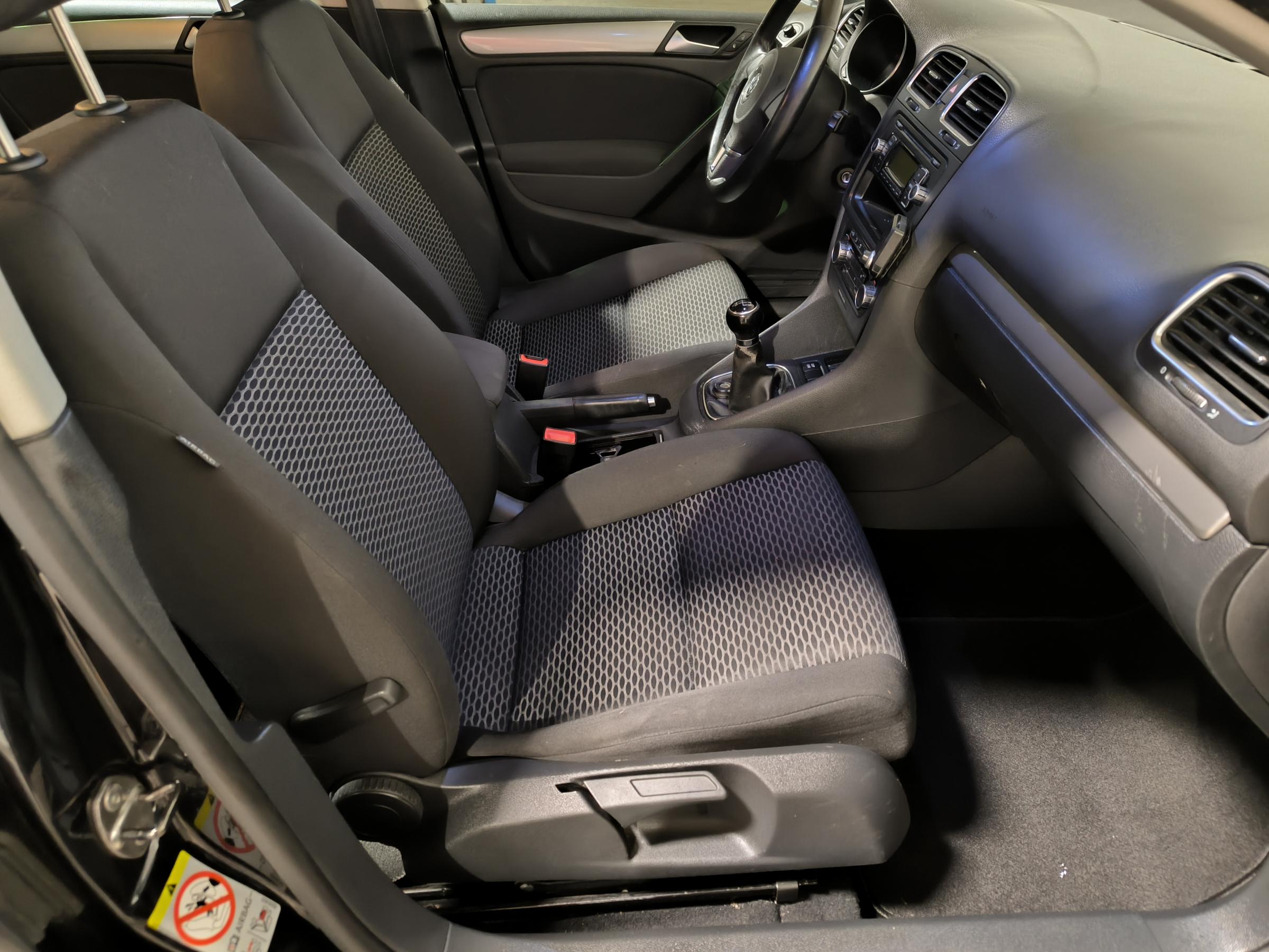 Volkswagen Golf, 2009 - pohled č. 12