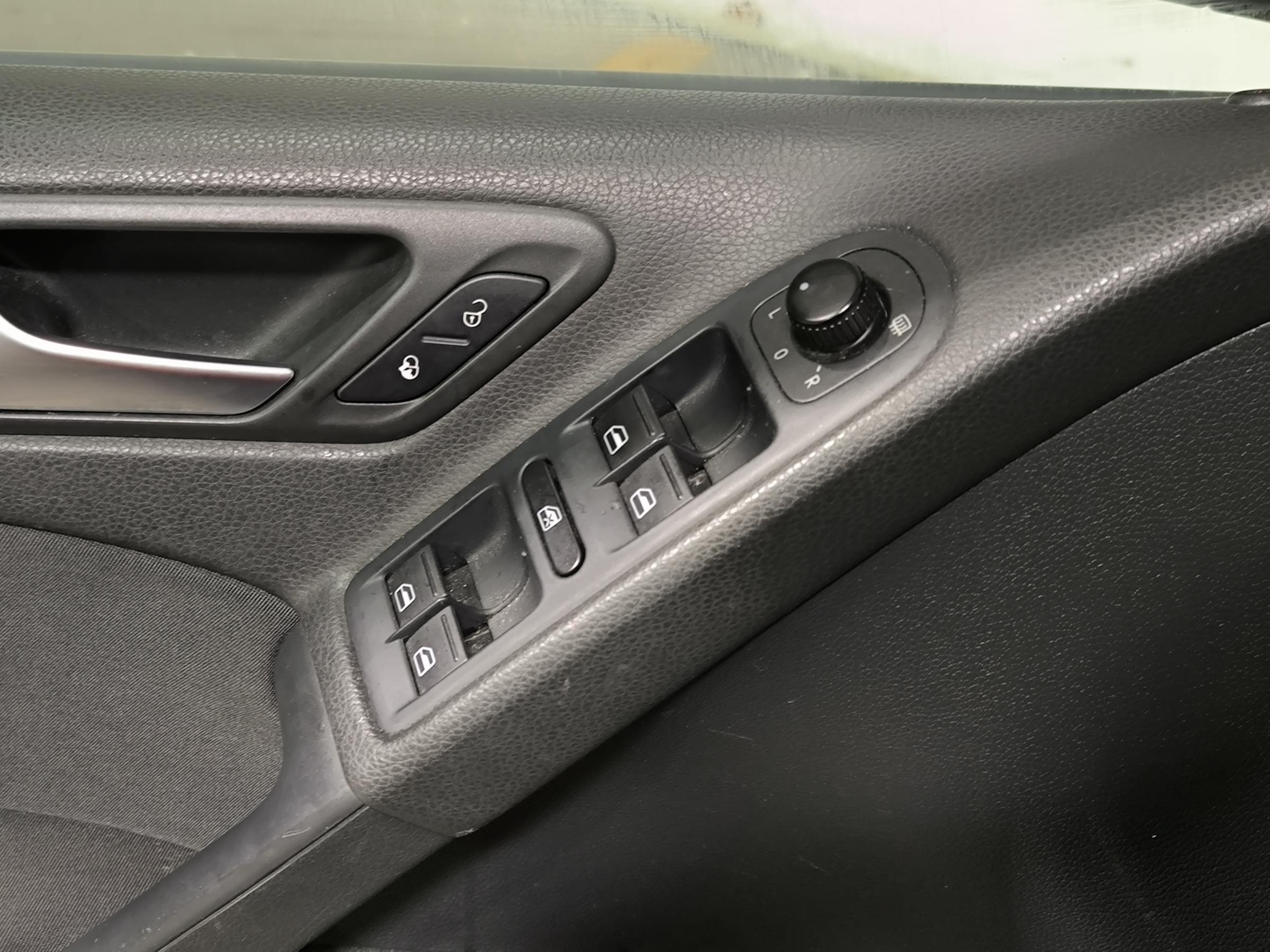 Volkswagen Golf, 2009 - pohled č. 17