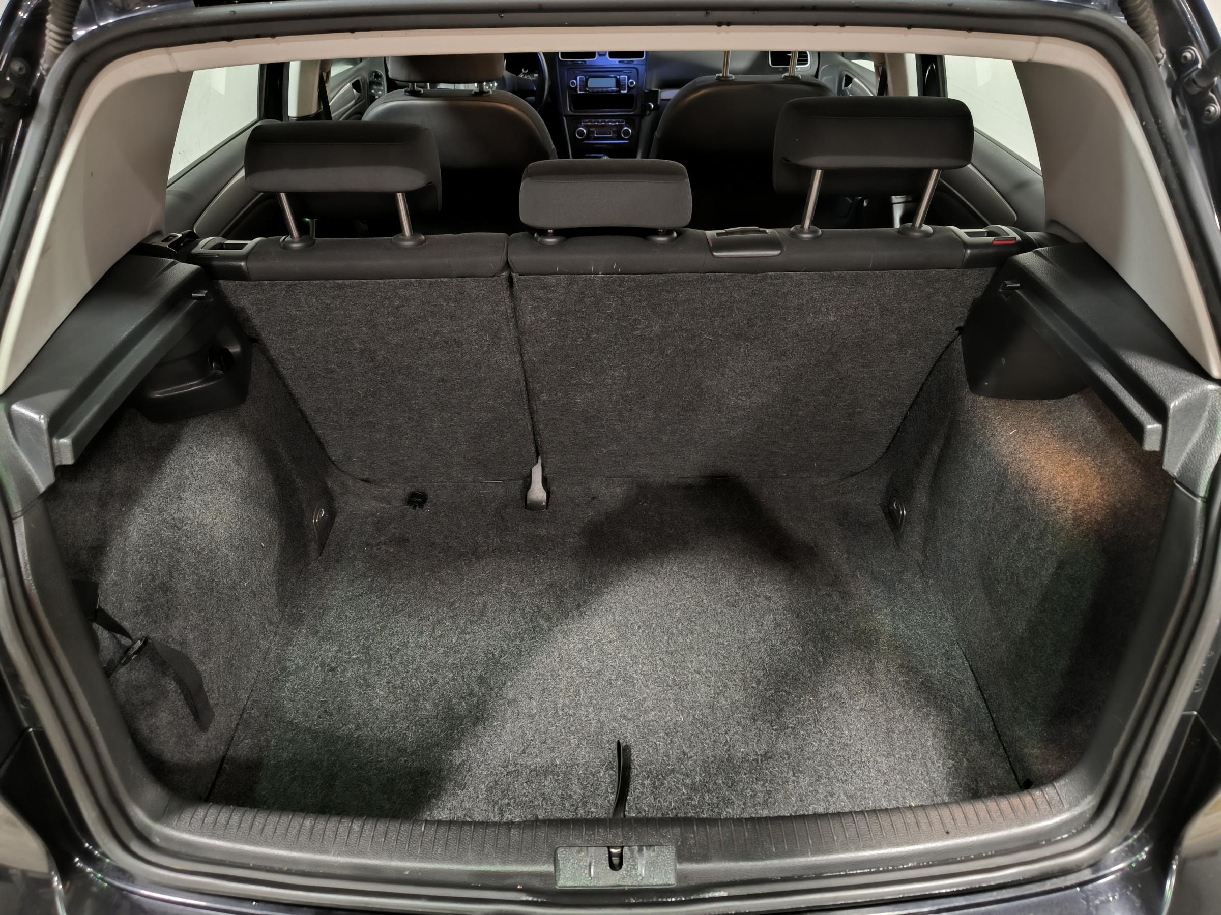 Volkswagen Golf, 2009 - pohled č. 7