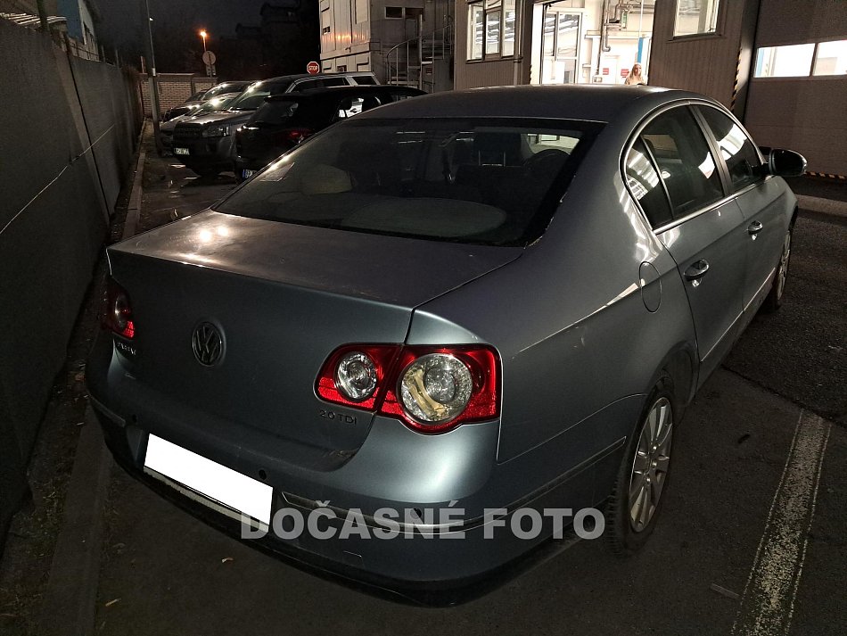 Volkswagen Passat 2.0 TDi 