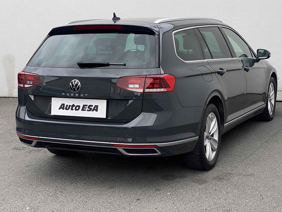 Volkswagen Passat 2.0 TDi Elegance