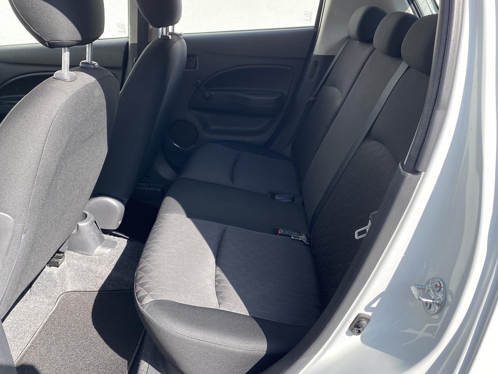 Mitsubishi Space Star 1.2i 