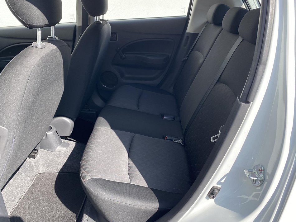 Mitsubishi Space Star 1.2i 