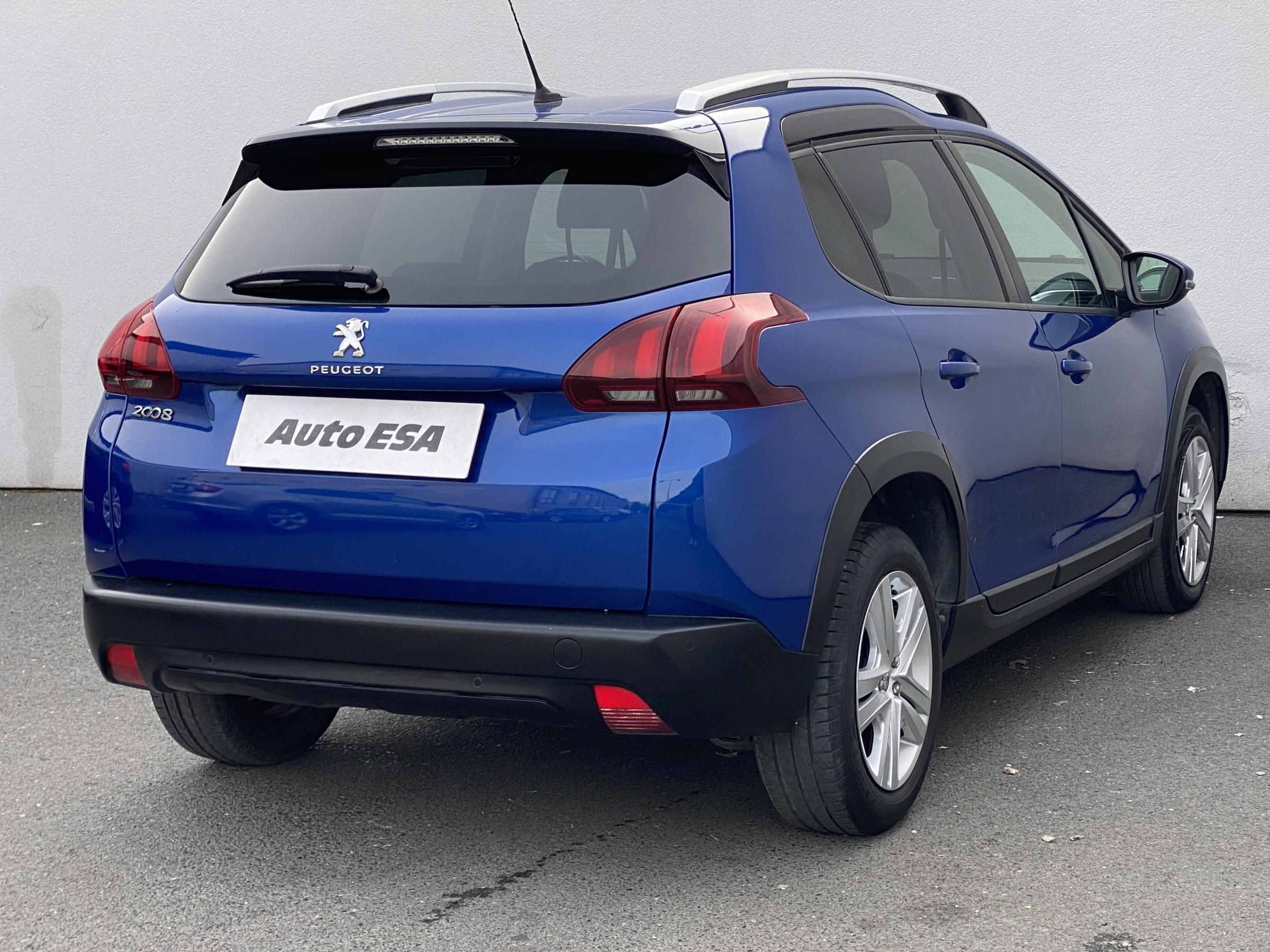 Peugeot 2008, 2019 - pohled č. 4