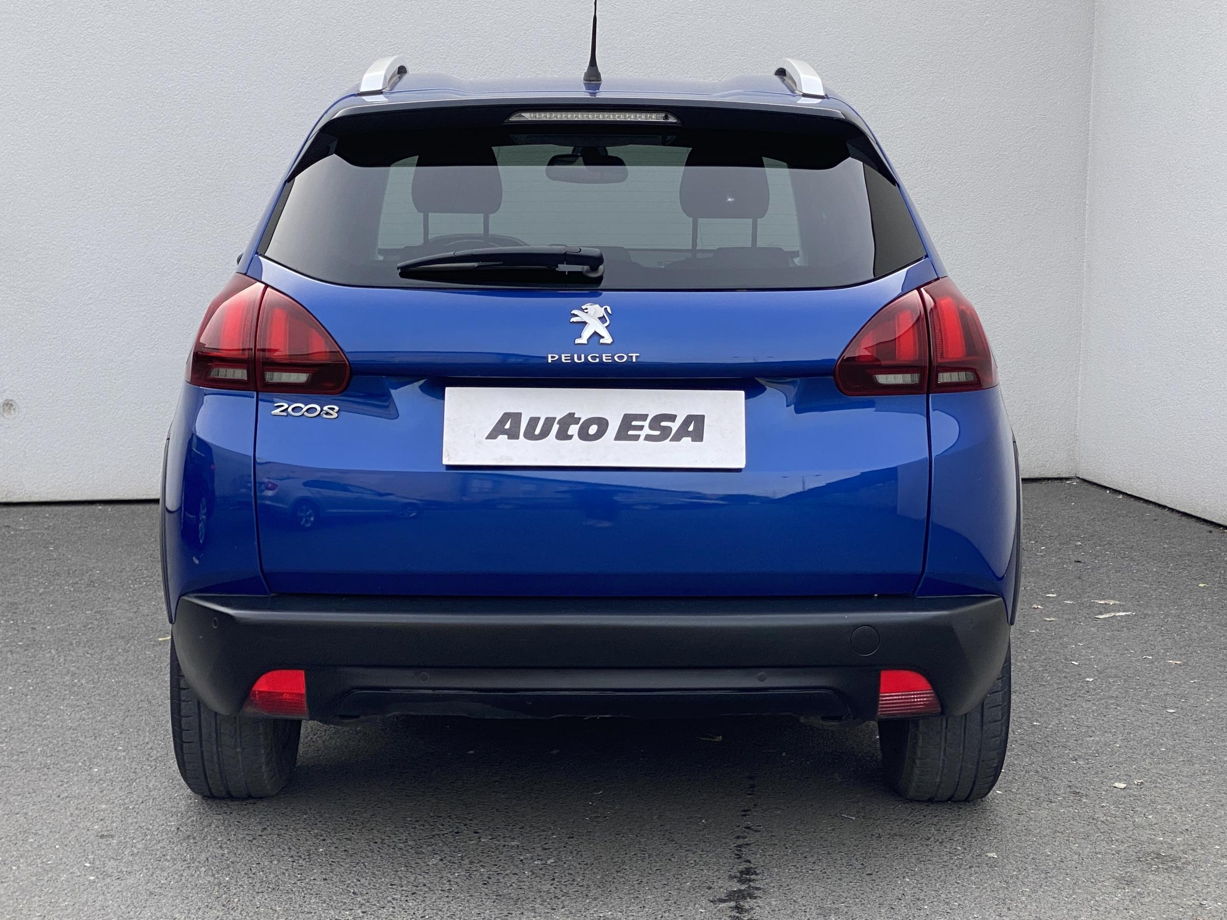 Peugeot 2008, 2019 - pohled č. 5