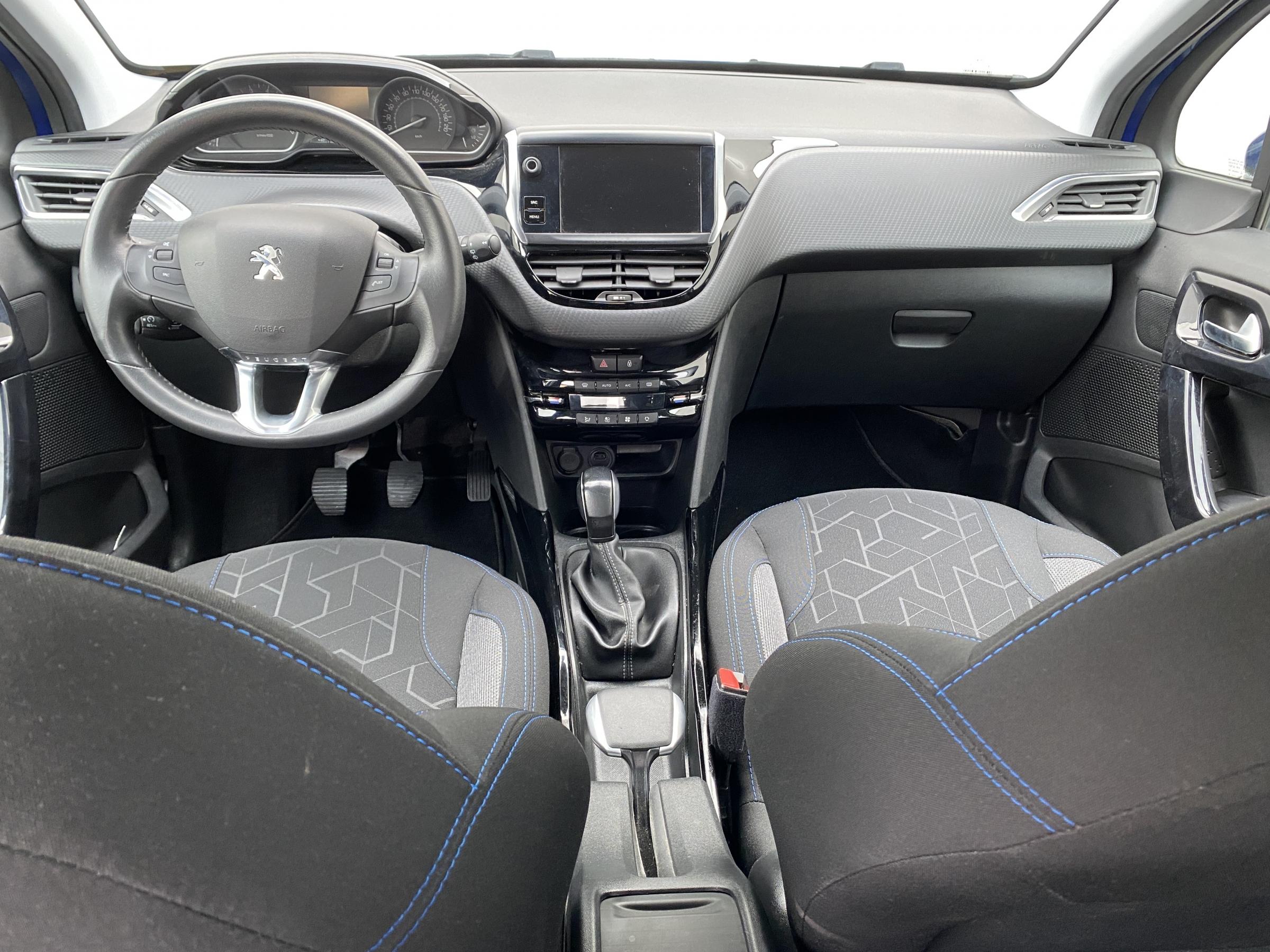 Peugeot 2008, 2019 - pohled č. 8