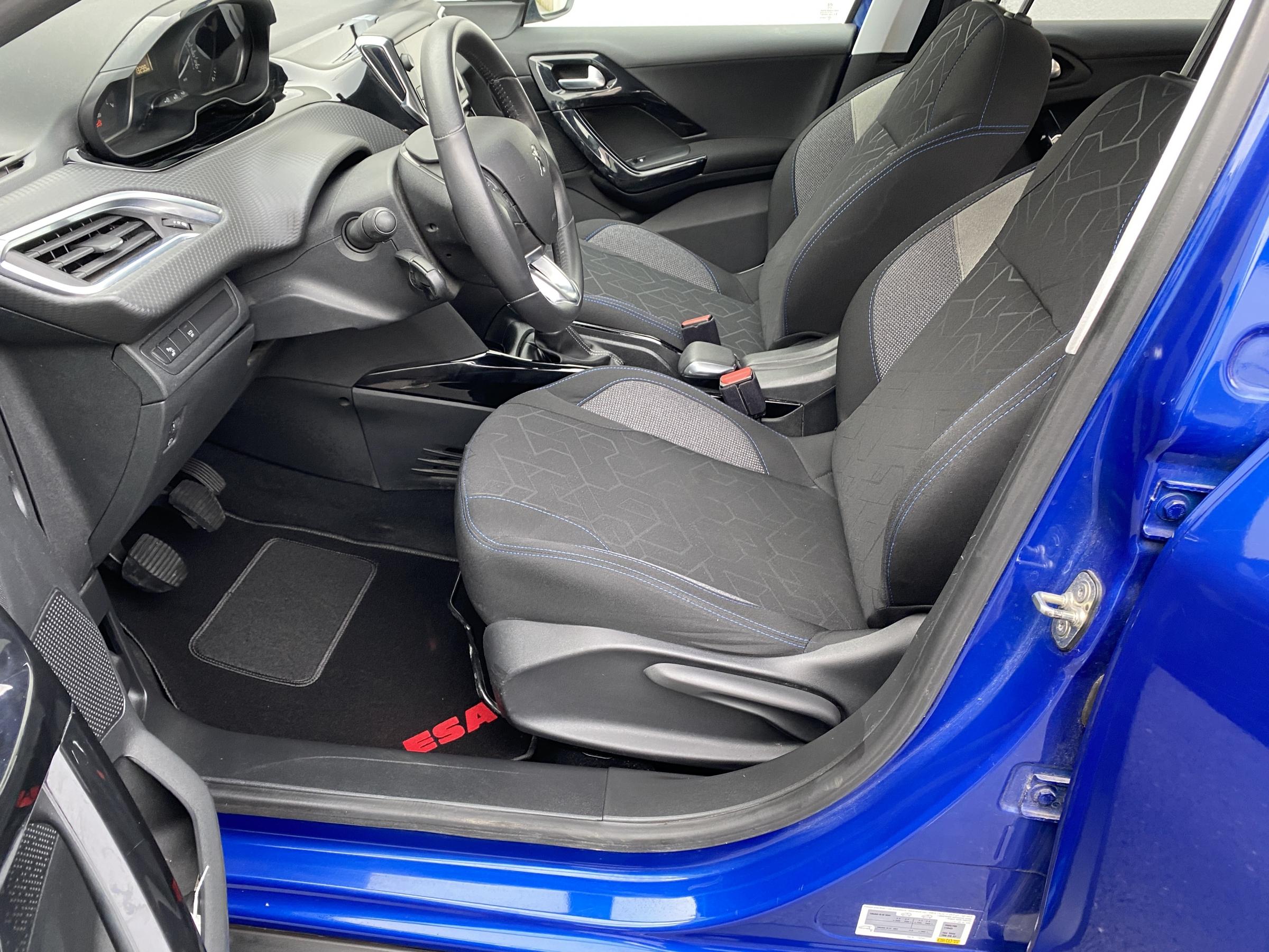 Peugeot 2008, 2019 - pohled č. 9