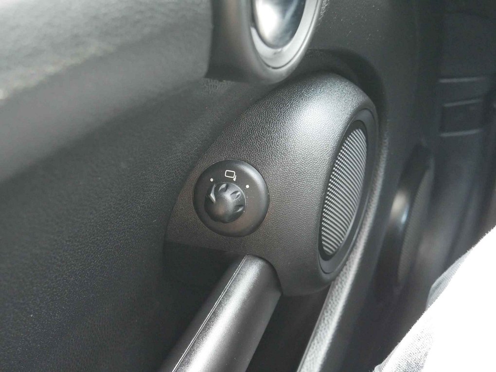 Mini Cooper 1.6i 
