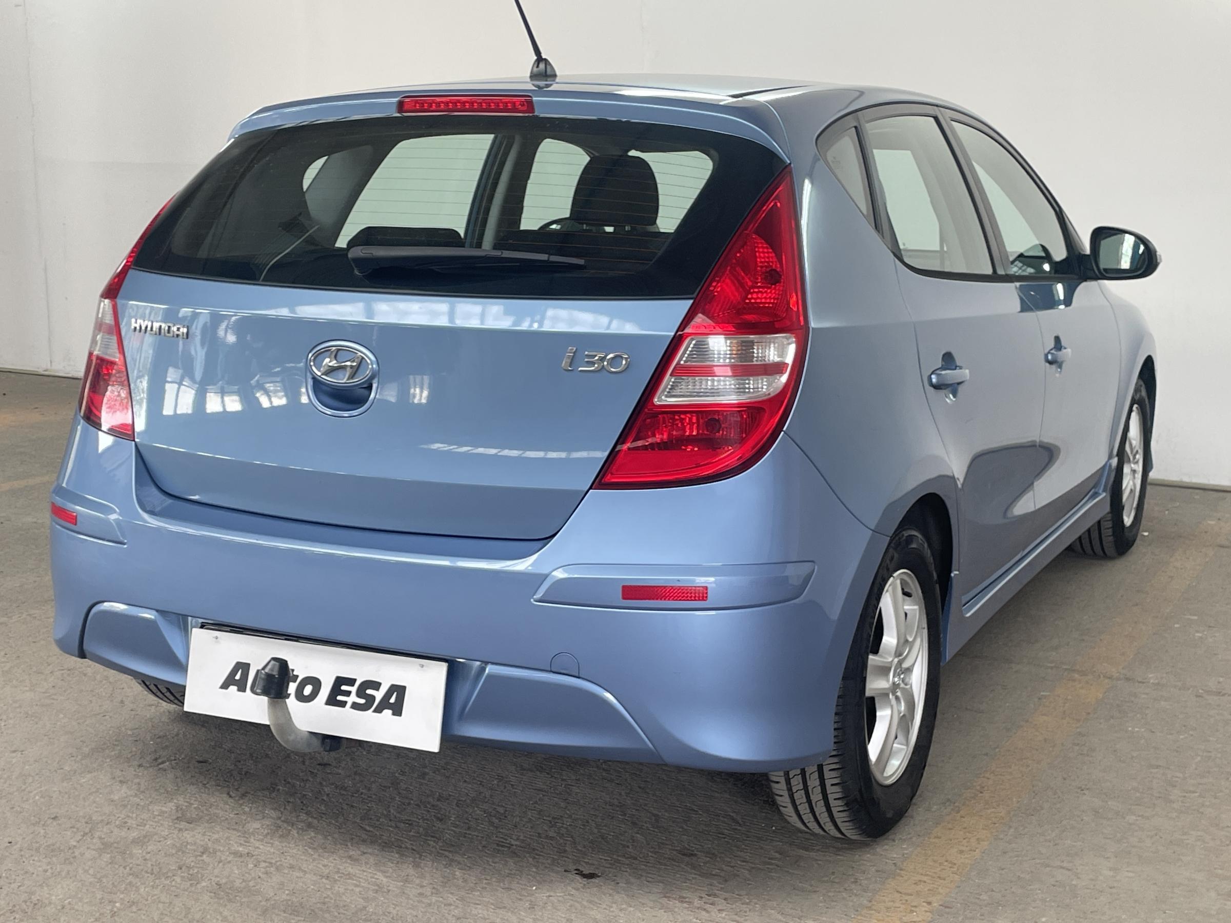 Hyundai i30, 2011 - pohled č. 4