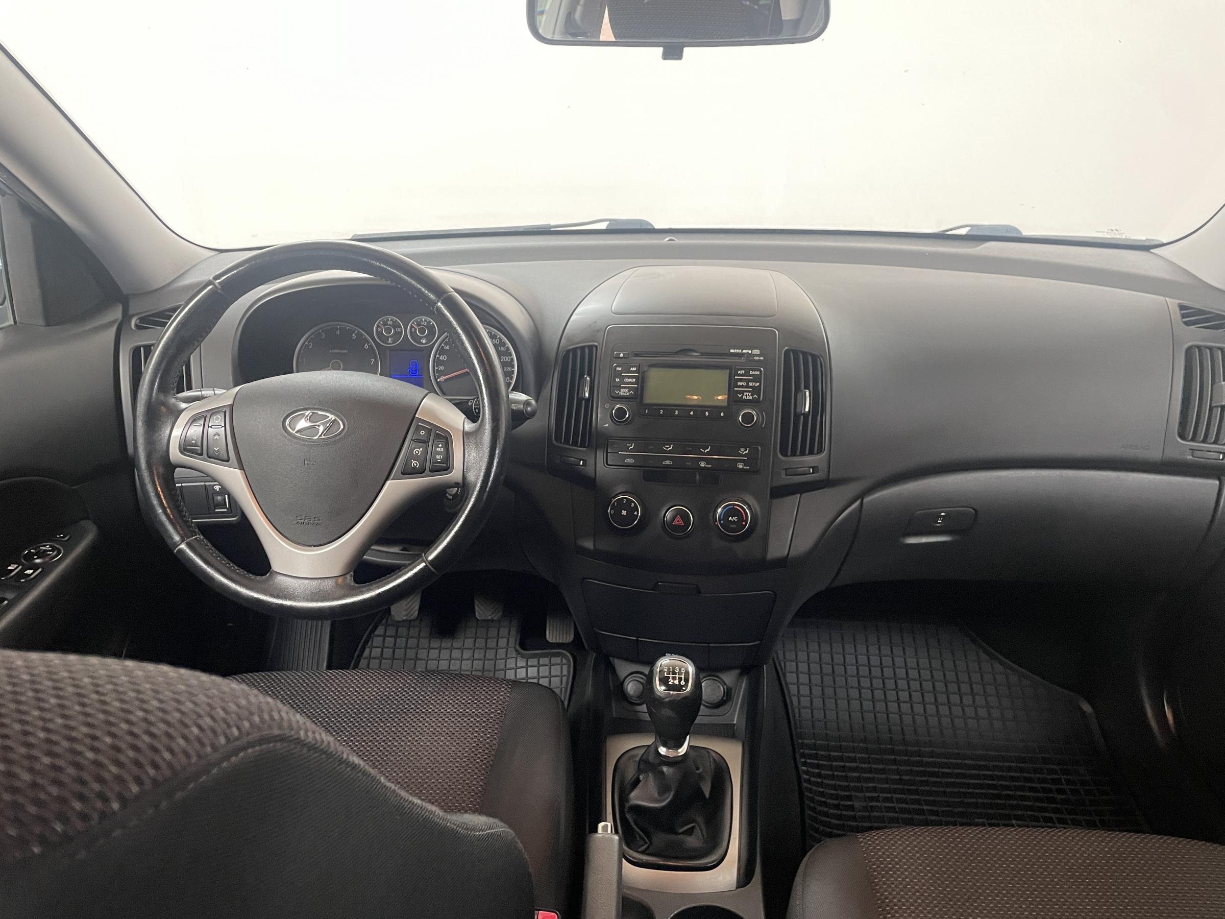 Hyundai i30, 2011 - pohled č. 8