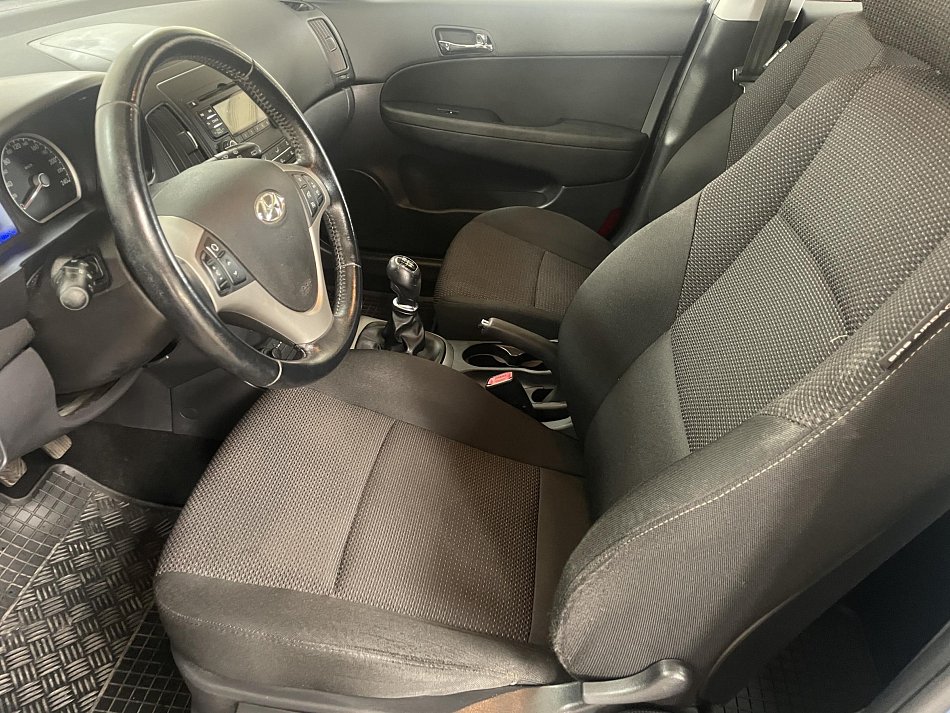 Hyundai I30 1.6i 