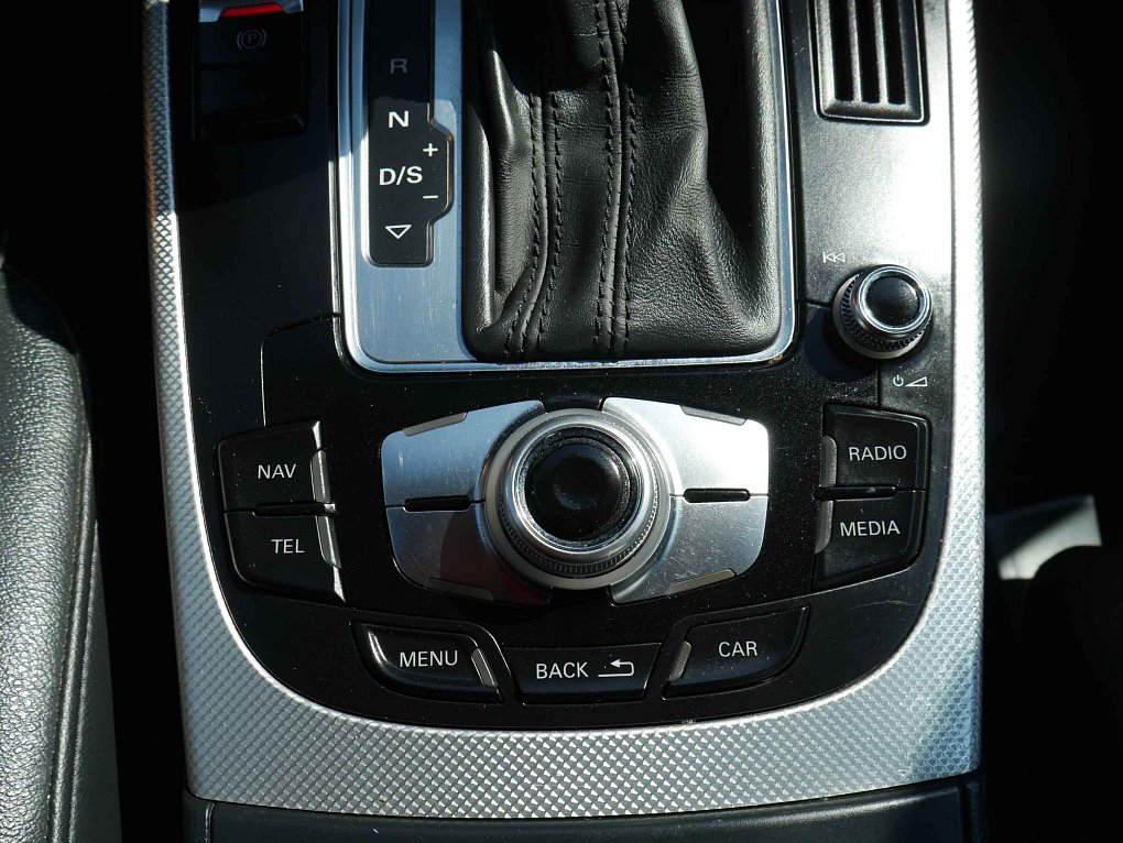 Audi A4 2.0 TDi  quattro