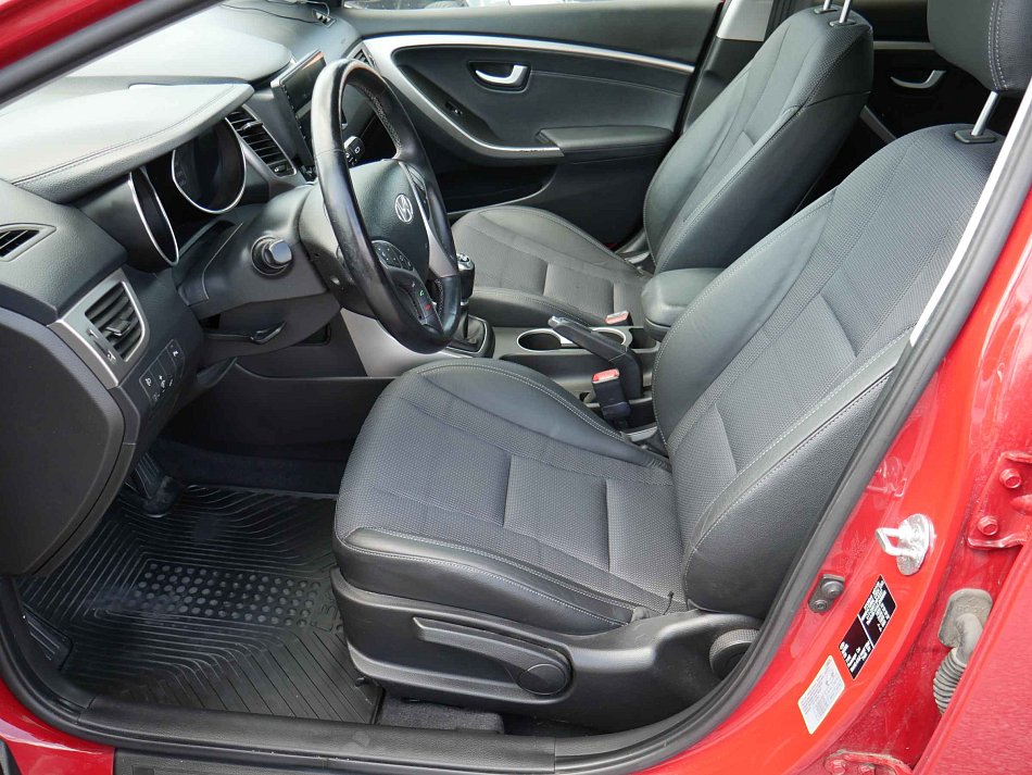 Hyundai I30 1.6 CRDI 