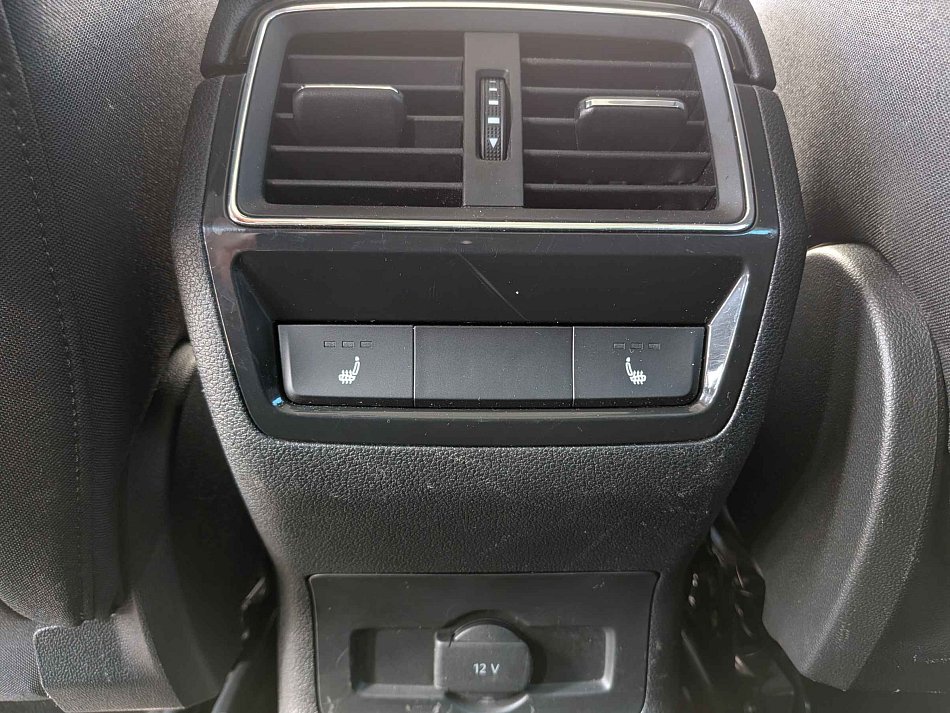 Škoda Karoq 2.0TDi  4x4