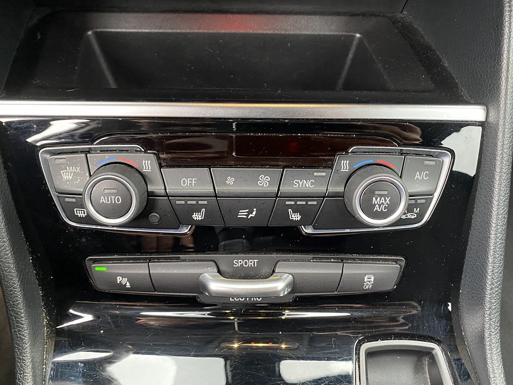 BMW Řada 2 1.5 i Advantage 218i