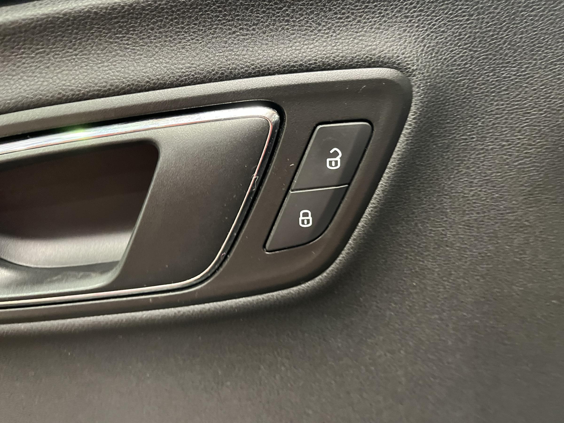 Seat Leon, 2014 - pohled č. 17