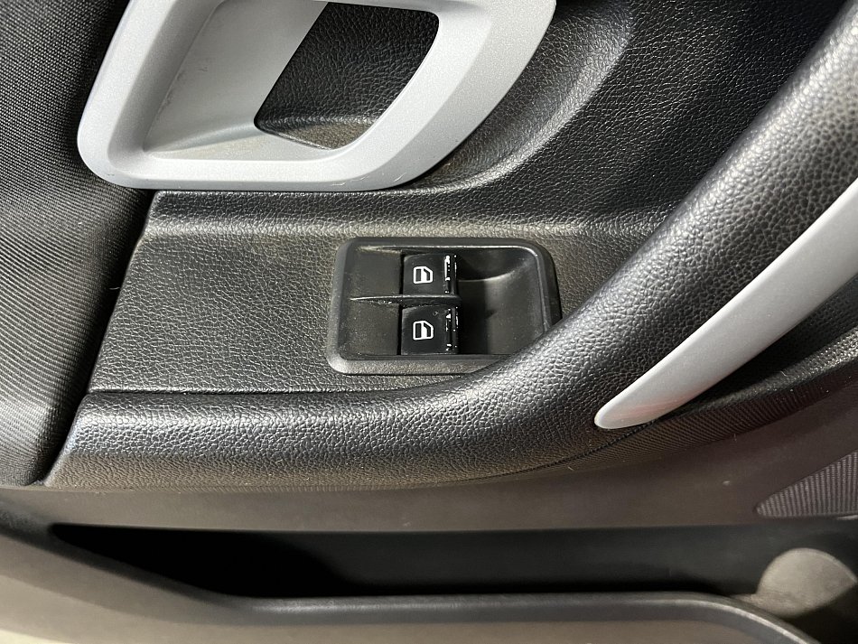 Škoda Fabia II 1.2HTP Sport