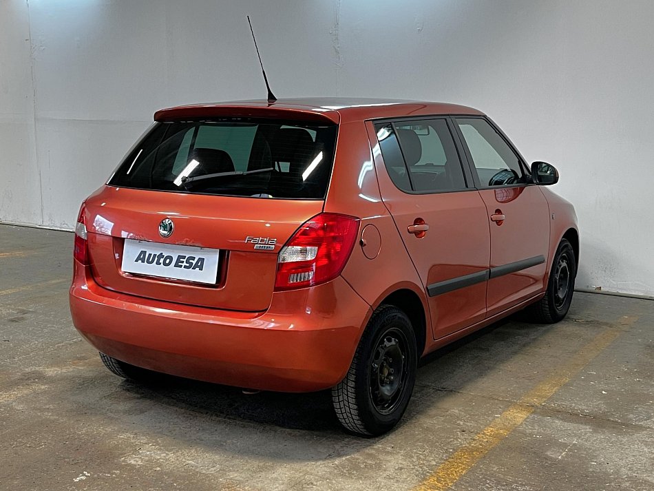 Škoda Fabia II 1.2HTP Sport
