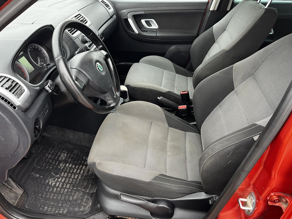 Škoda Fabia II 1.2HTP Sport