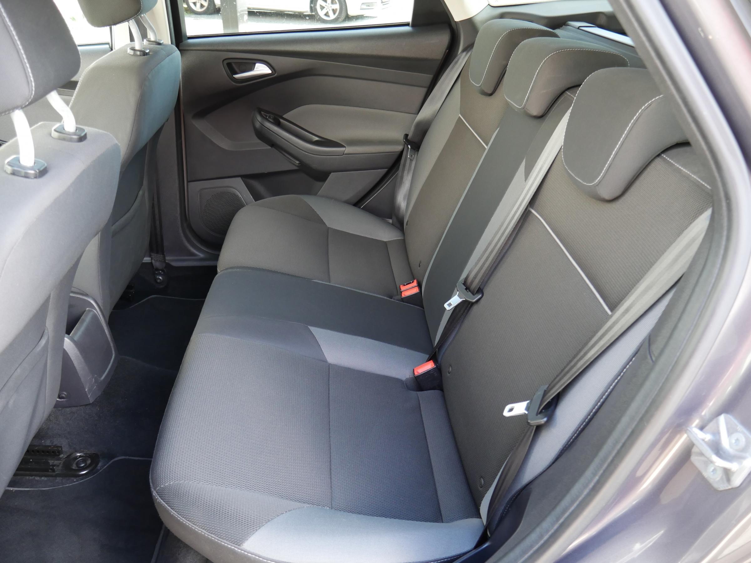 Ford Focus, 2012 - pohled č. 10