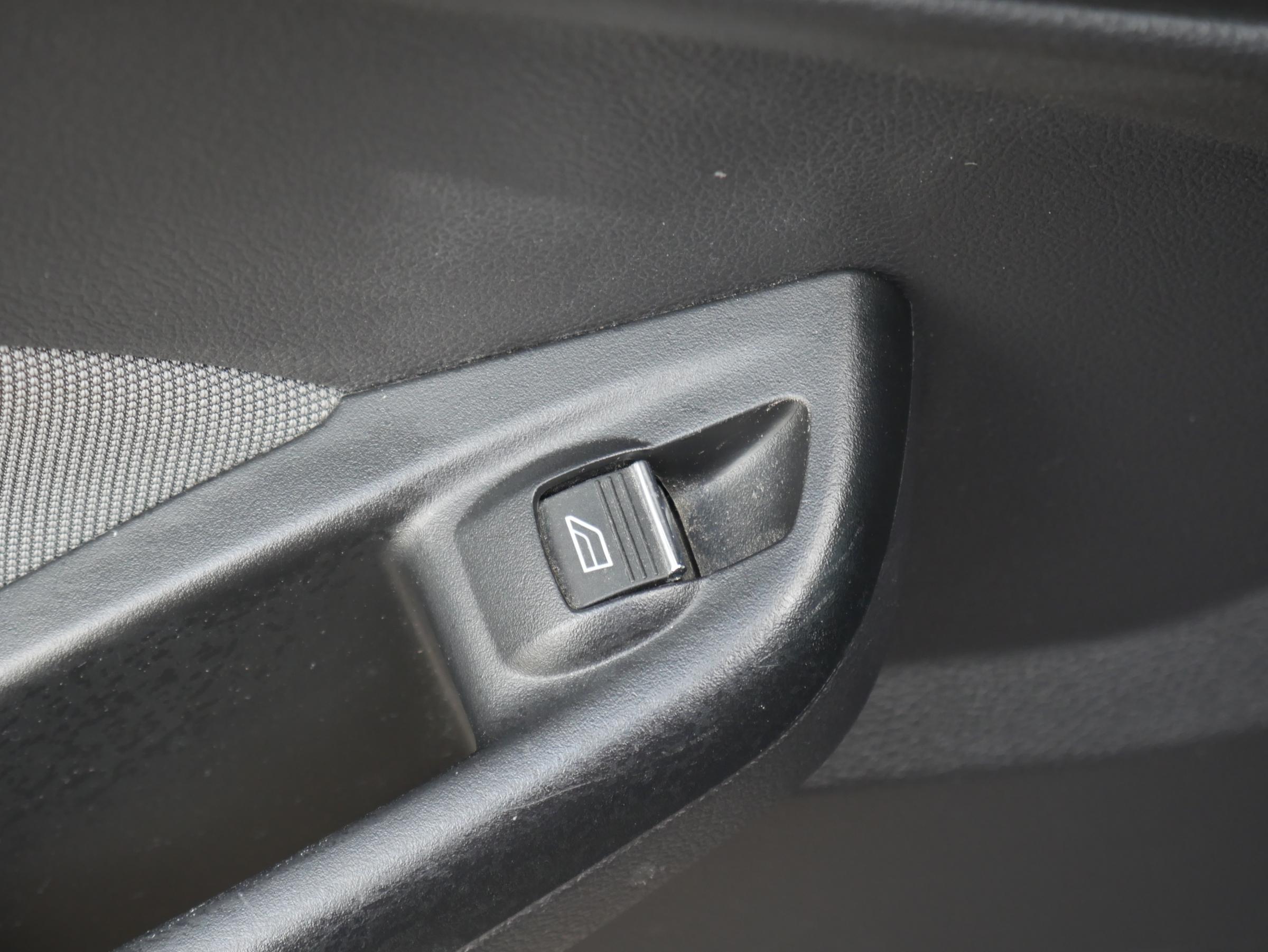 Ford Focus, 2012 - pohled č. 12