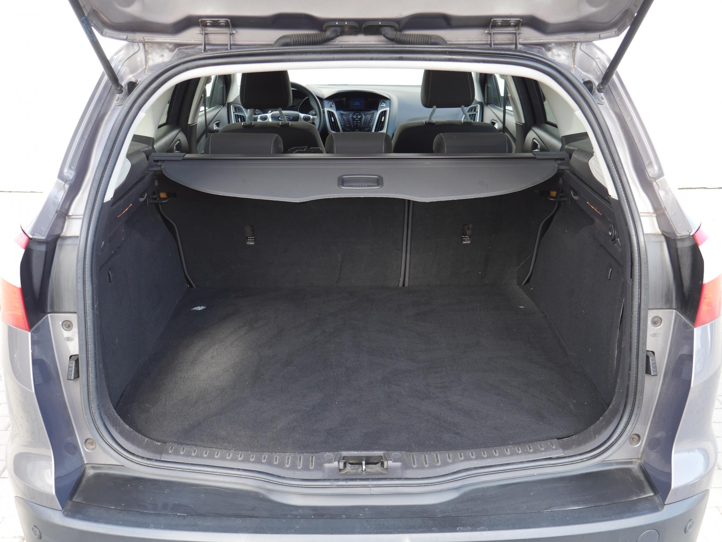 Ford Focus, 2012 - pohled č. 7